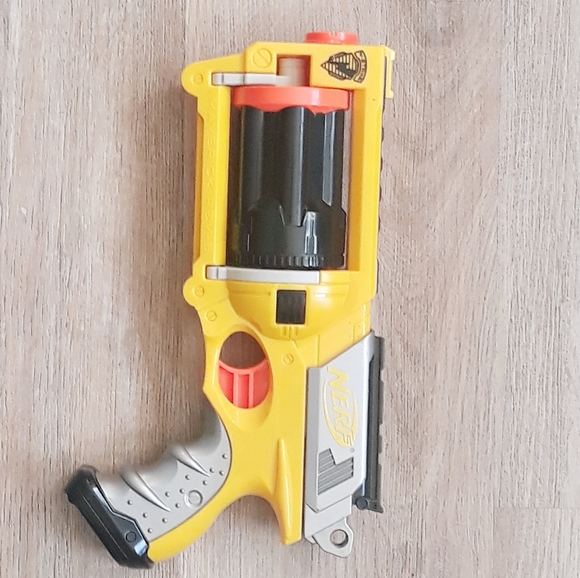 NERF N Strike Maverick Rev-6 Blaster - Yellow - Picture 2 of 12